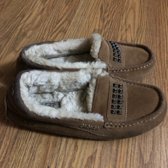 UGG loafers Size 8 - Picture 2 of 5